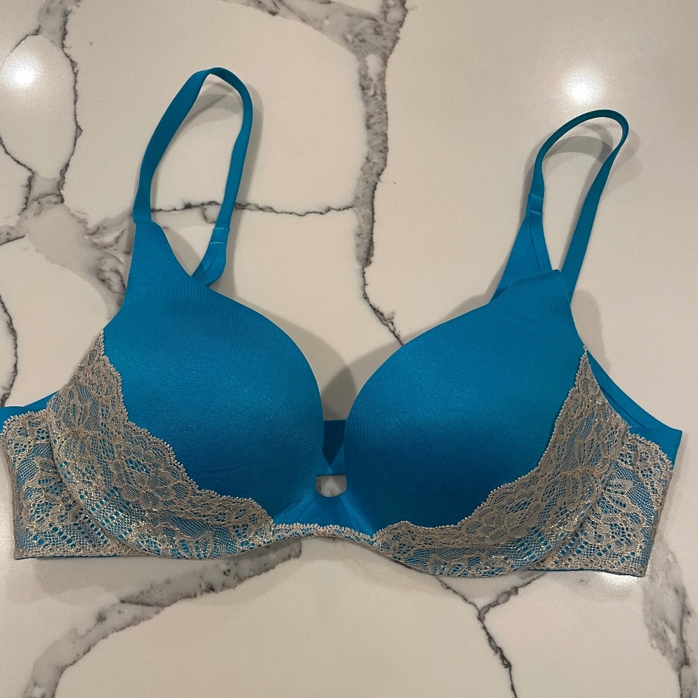 Victoria’s Secret padded lace  bra